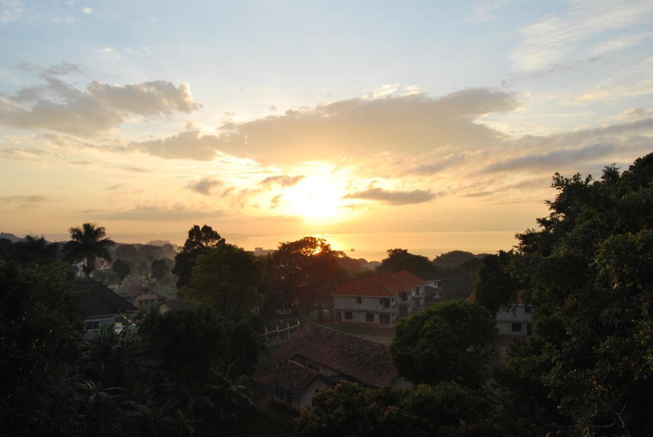 Frontiers Hotel Entebbe Eksteriør bilde