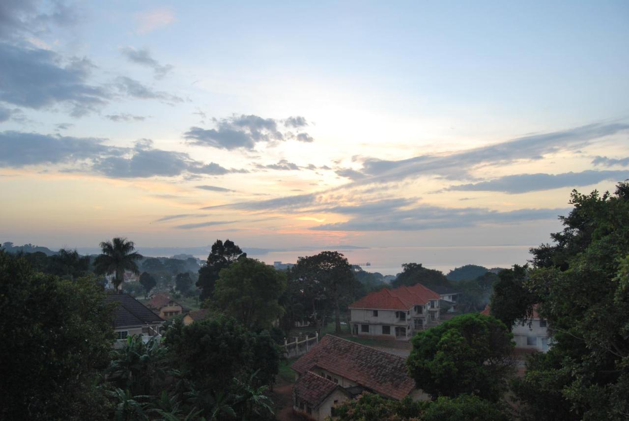 Frontiers Hotel Entebbe Eksteriør bilde