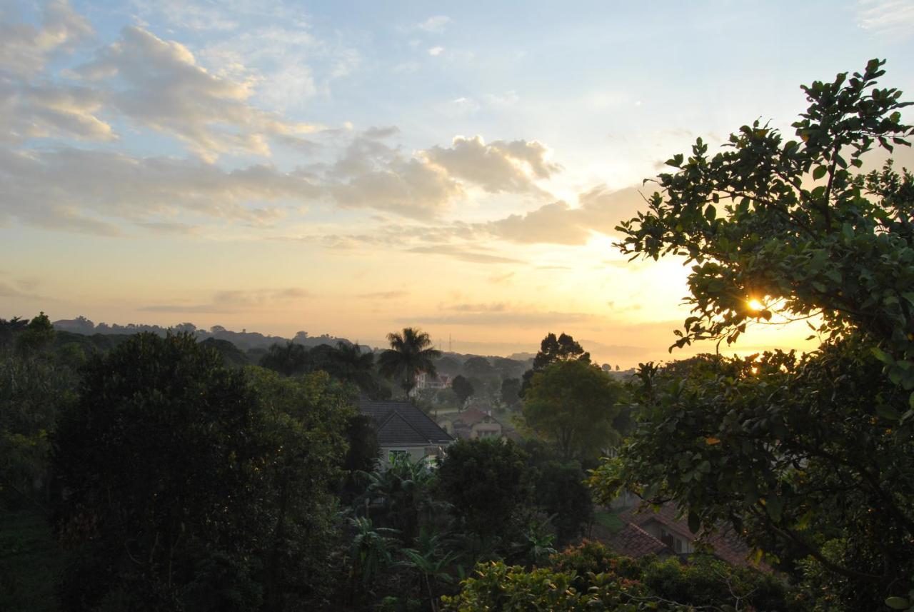 Frontiers Hotel Entebbe Eksteriør bilde